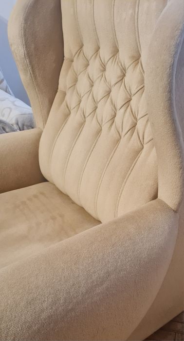 Холна гарнитура диван с два фотьойла и две табуретки