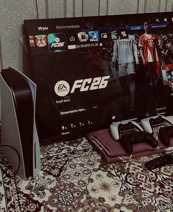PlayStation 5 1TB + 4 геймпада + 4 игры + сумка