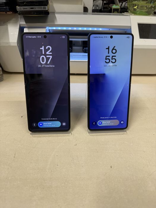 Samsung flip 7 / 512  gb / 12 gb ram / 100% baterie /