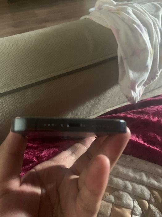 Продам айфон 12 про