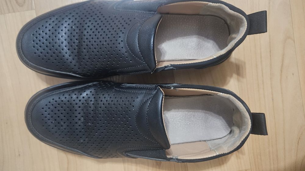 Подростковые туфли