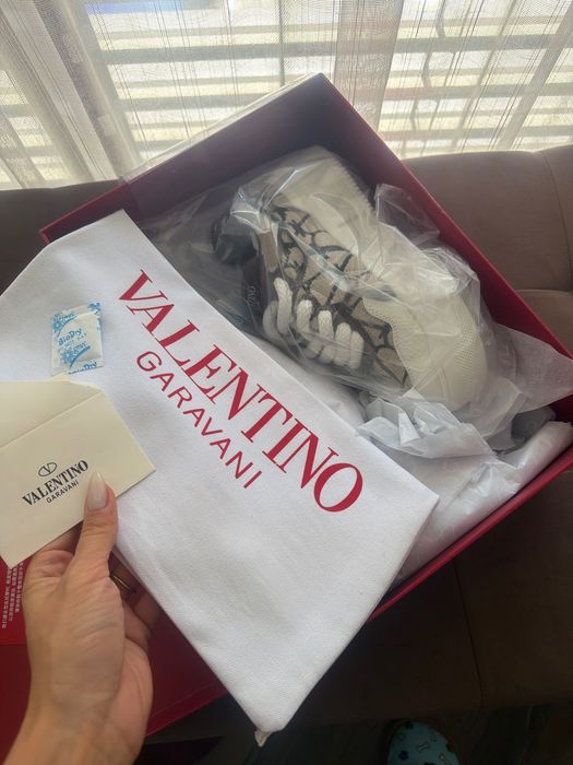 Маратонки Valentino