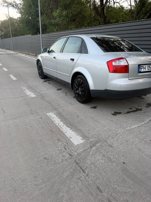 Vand audi a4 b6 2.5 automat