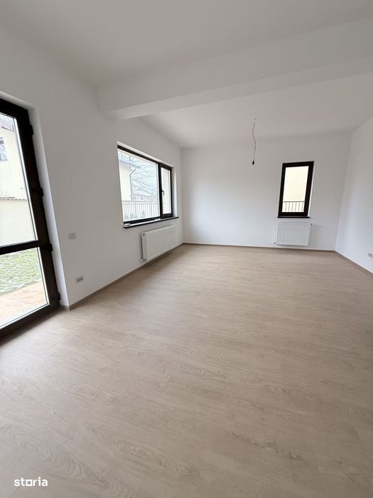 Casa individuala cu curte, 3 dormitoare - Maracineni