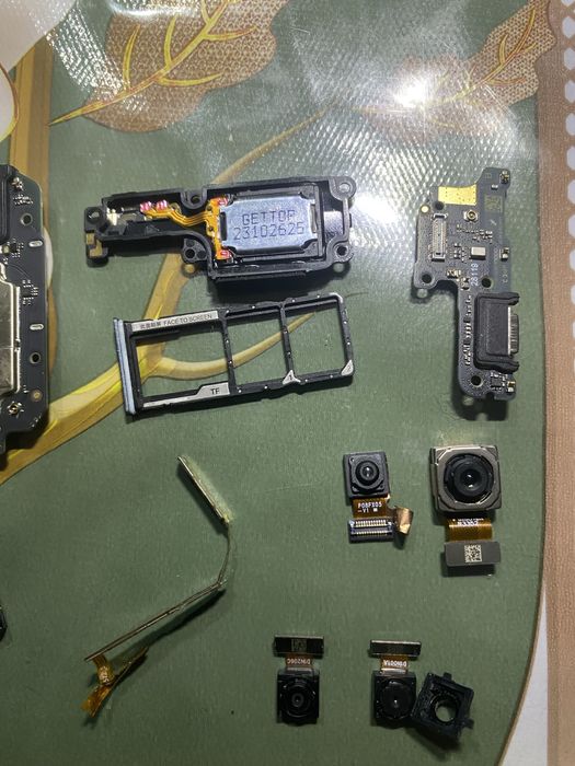 Телефон запчасть Poco C 65