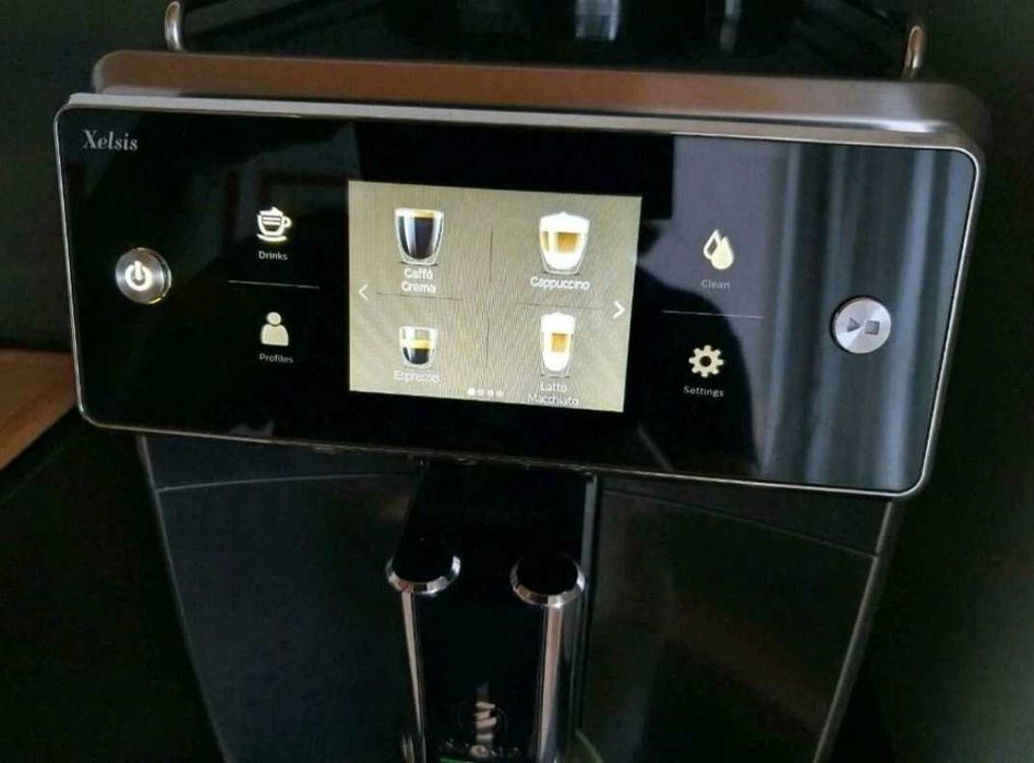 Кафе автомат Saeco Xelsis SM7684