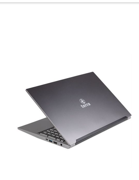 Laptop Terra Mobile 1500p cu procesor R5-7430U W11