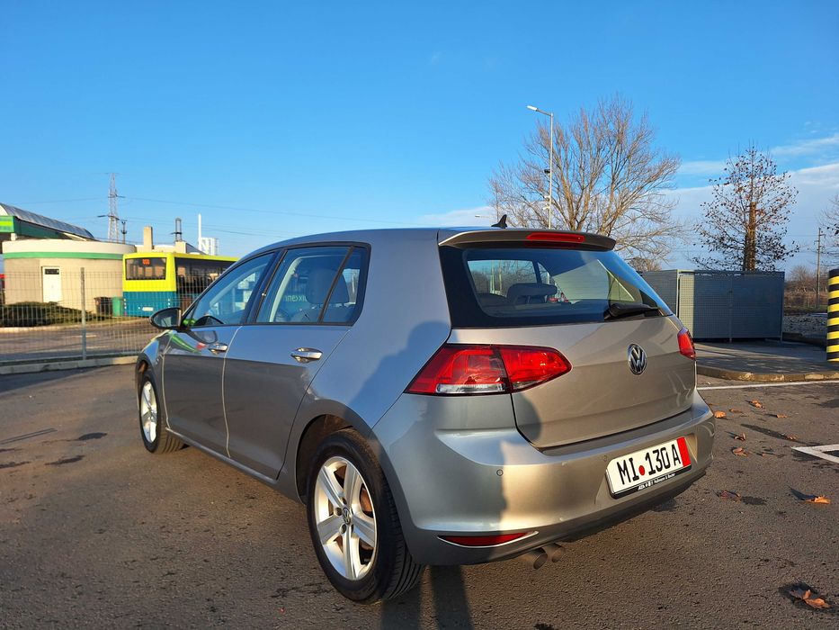 VW Golf 2.0 TDI An 2015 KM REALI, IMPECABILA Adusa pe Roti Nr Valabile