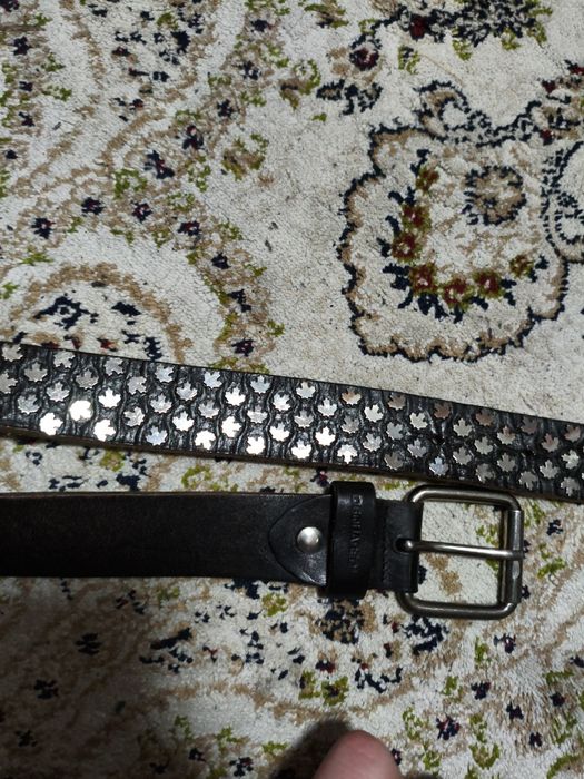 Dsquared2  срочно продам