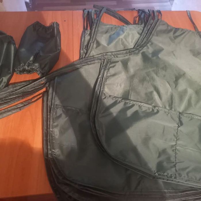 Фартуки шью бахилы и