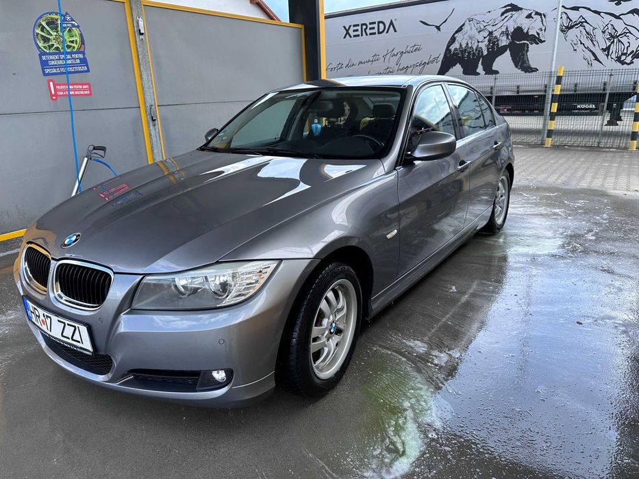 BMW Seria 3 2011 — imagine 2