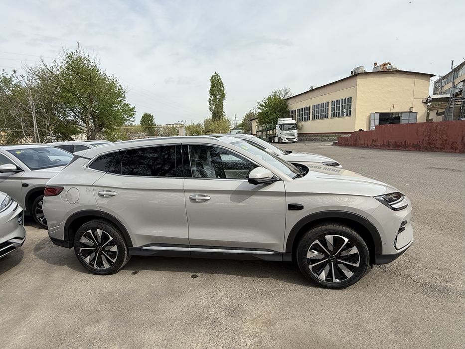 byd song plus ev 605 km smart driving