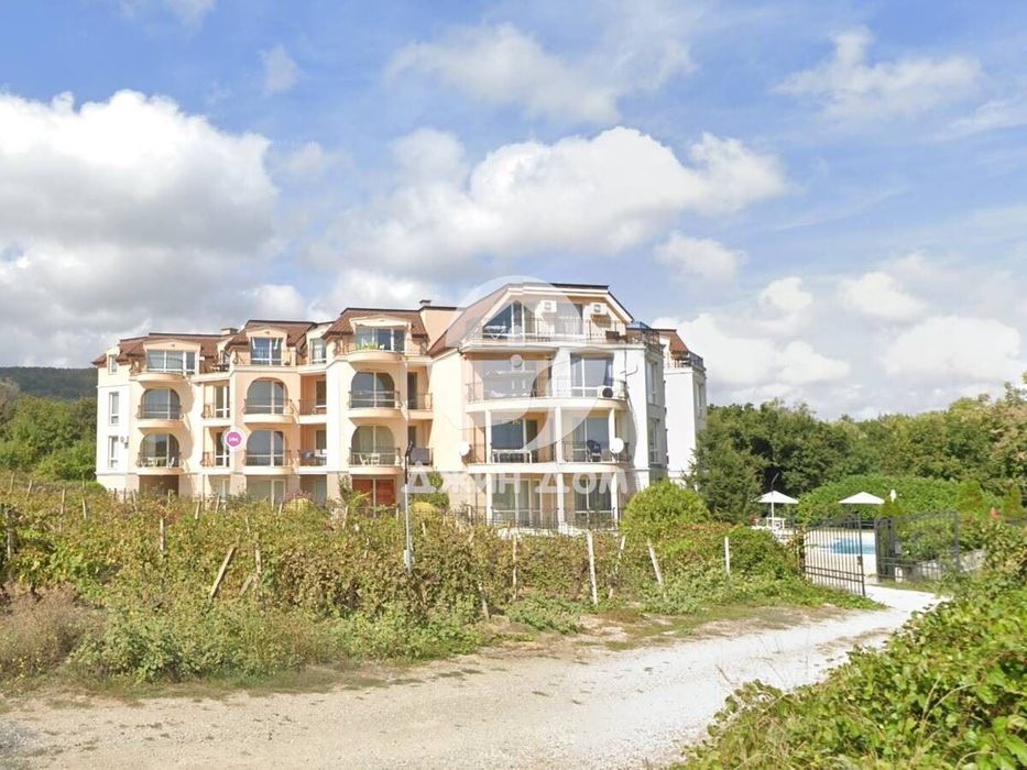 Продава се Двустаен апартамент в Обзор - 68 кв.м за 540 €/кв.м - Снимка #10
