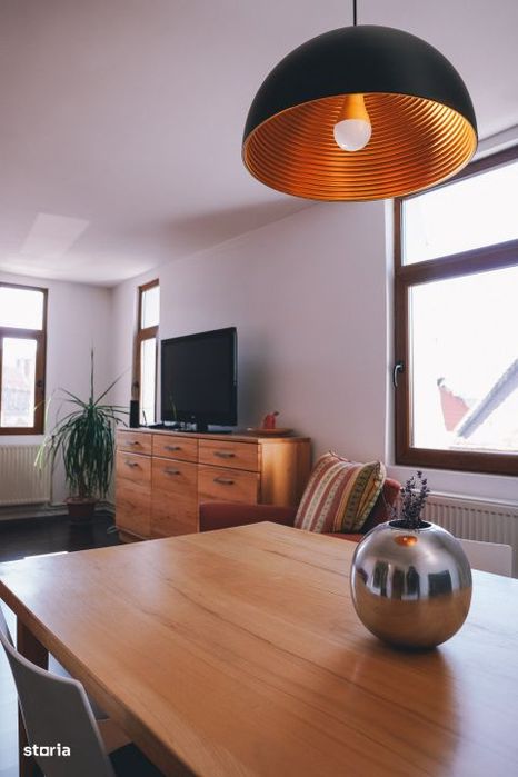 Apartament 3 camere superb, gata renovat – Centrul Istoric Sibiu!