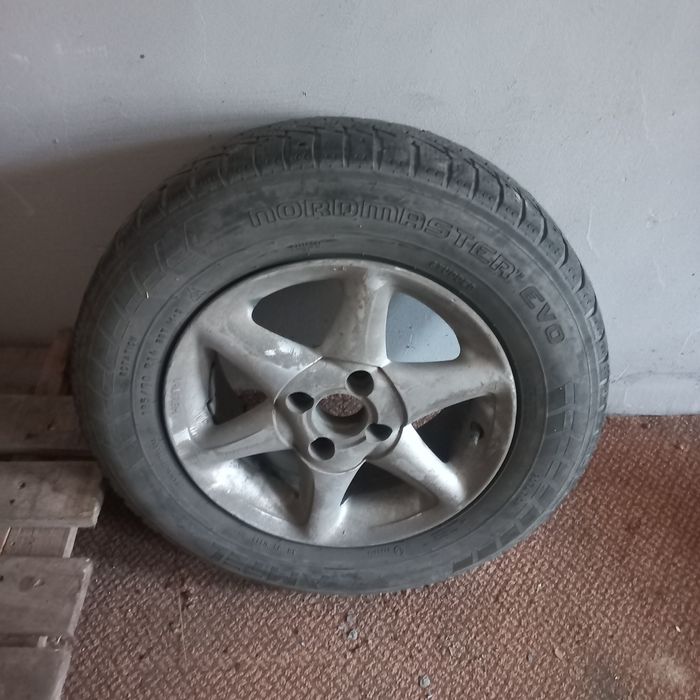 Продам диски с резиной