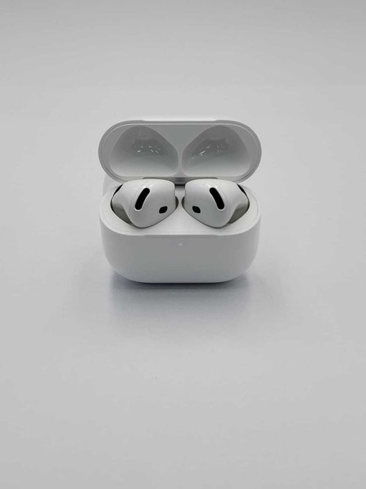 Apple AirPods 4 cu Noise Cancellation, Alb, Noi (#2476#)