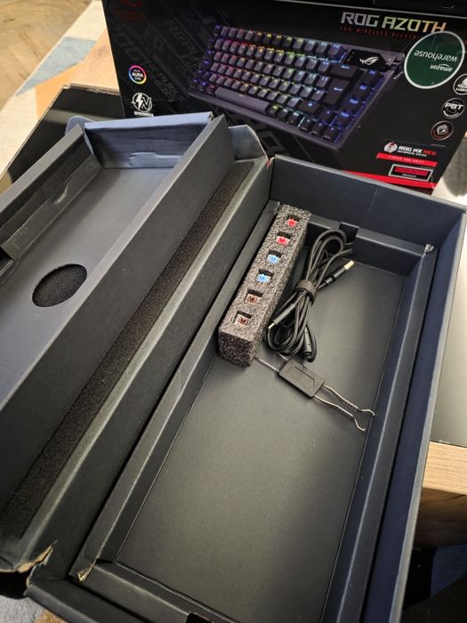 Asus ROG set Delta 2 + Azoth гр. Козлодуй • OLX.bg