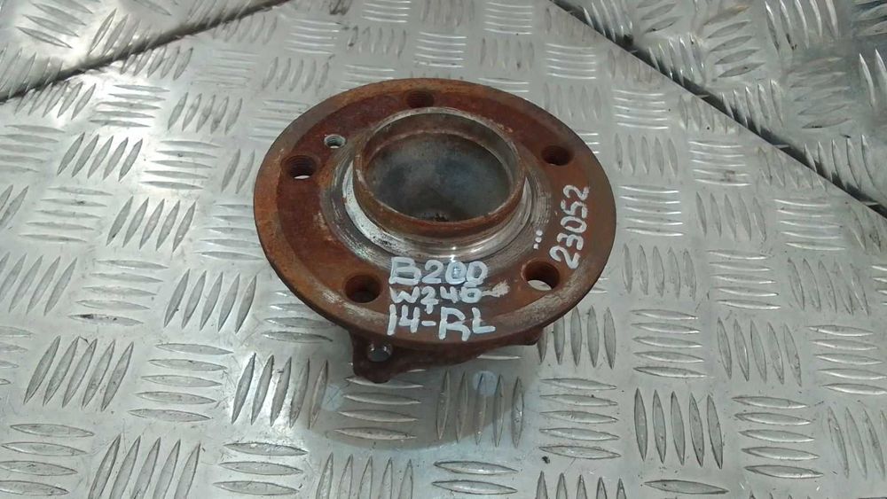 Задни шенкели главини Mercedes B200i W246 2014г.