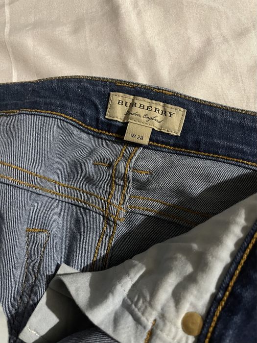 Blugi de dana marca Burberry skinny
