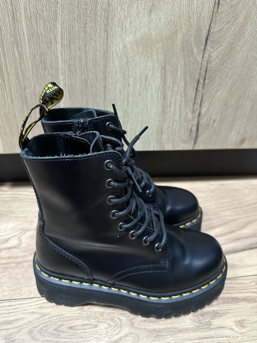Bocanci Dr Martens marime 36