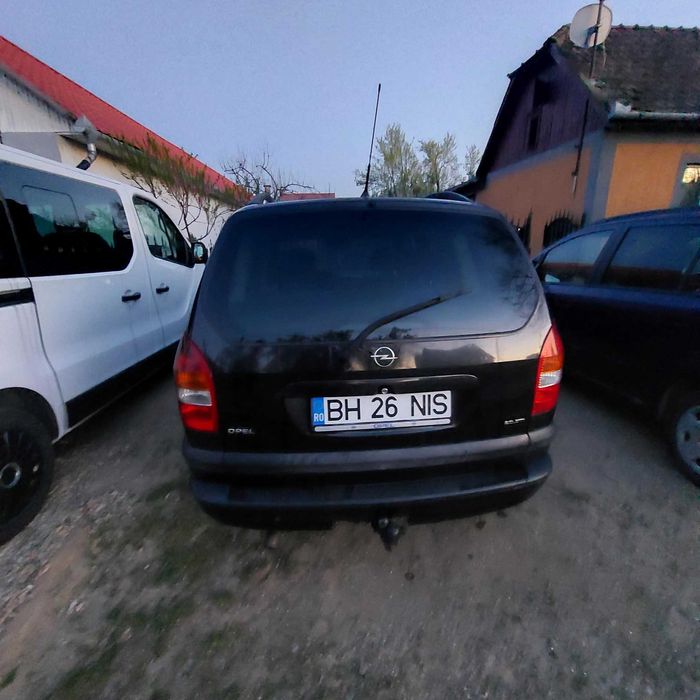 Opel Zafira A 2001