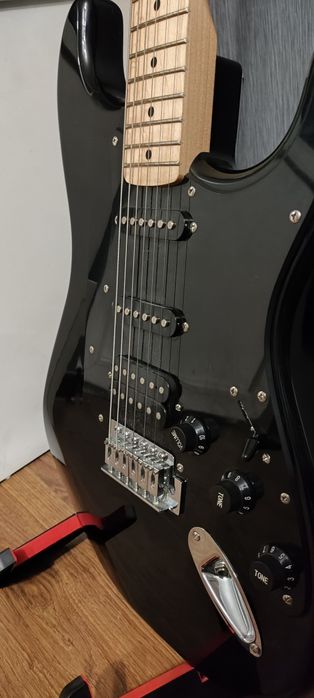 Электрогитара Squier Sonic™ Stratocaster® HSS Black