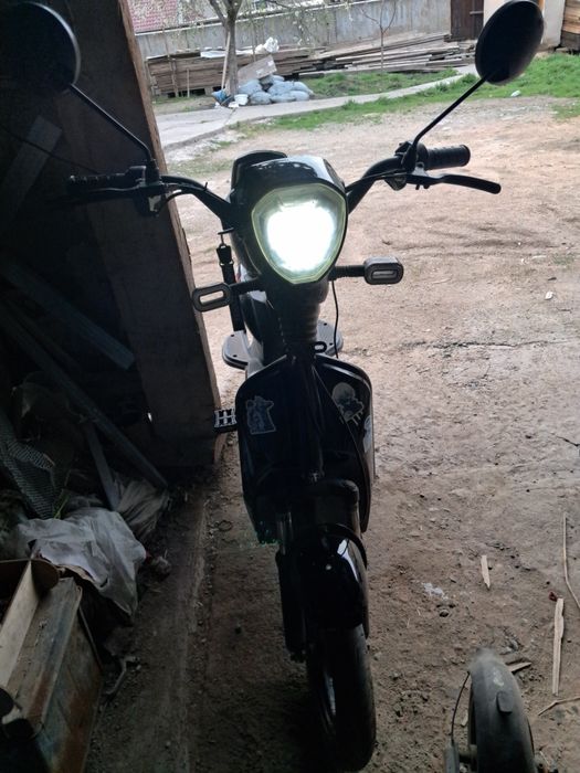 Продается скутер электронный