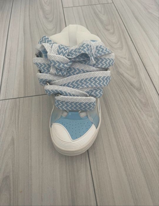 New Lanvin Curb Baby Blue size 43