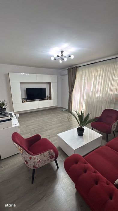 Proprietar - Ofer spre vânzare apartament 2 camere 74 mp