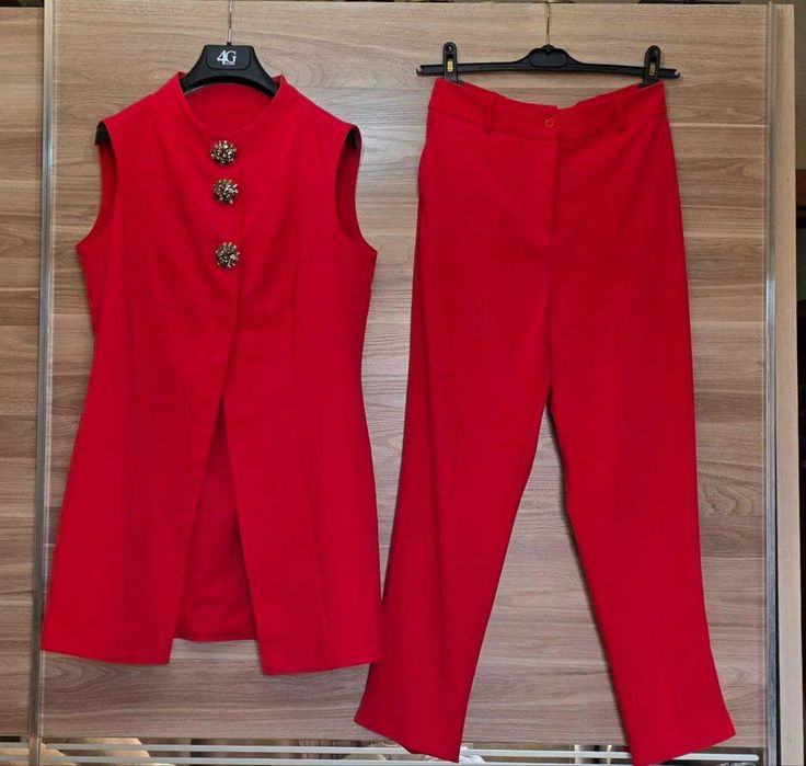 Фирменная нарядная двойка в идеальном состоянии 40