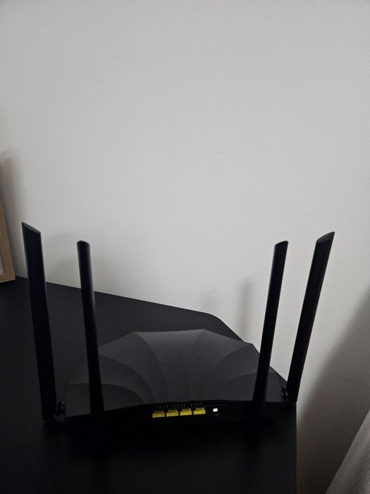Router Wi-fi 6 Tenda