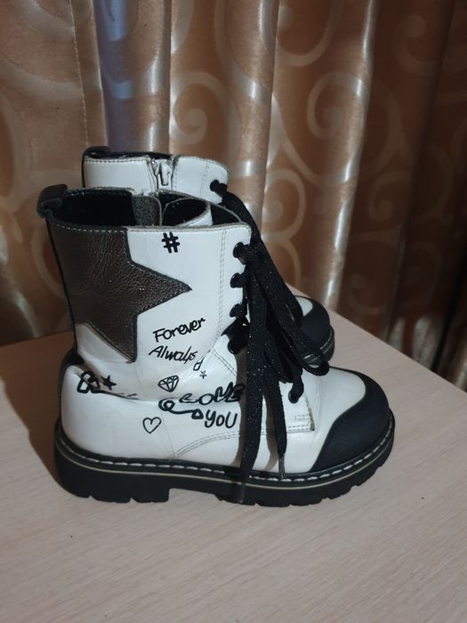 Ботинки зимние  для девочки