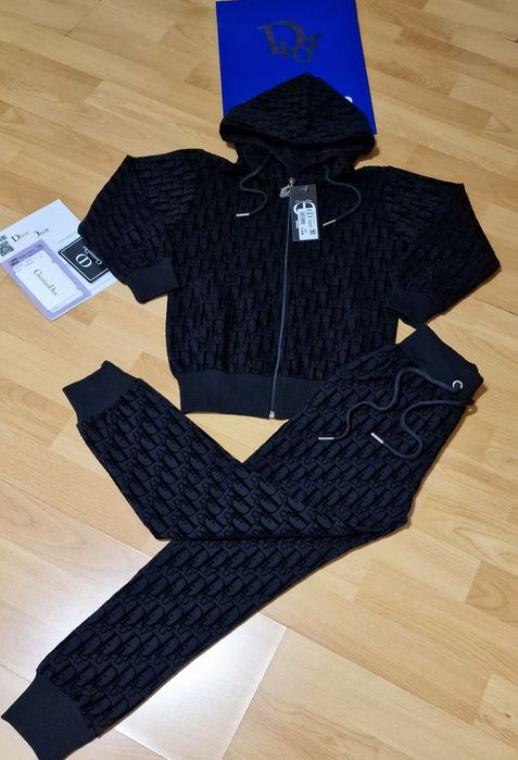 Treninguri copii Christian Dior,insertii catifea, diverse mărimi
