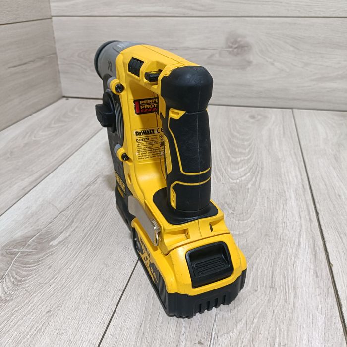 Rotopercutor SDS Plus DeWalt DCH273