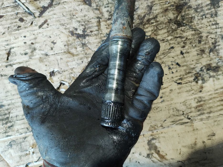 Полуоска Предна Лява Mercedes W211 E class Tmodel 4matic 320CDI