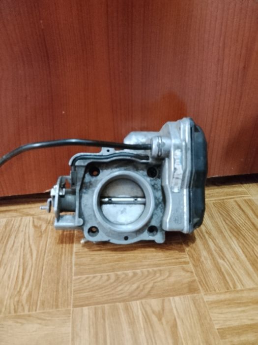Заслонка м111, 124 Мерседес