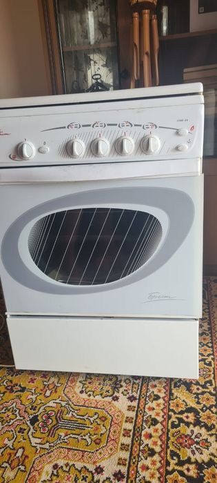 Газовая плита.     .