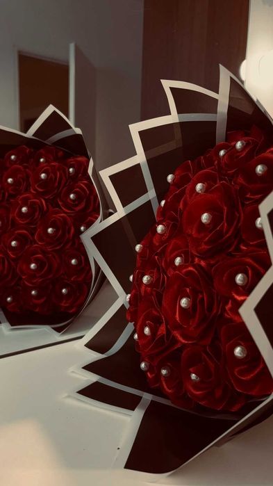 Вечни рози (сатенени) букети