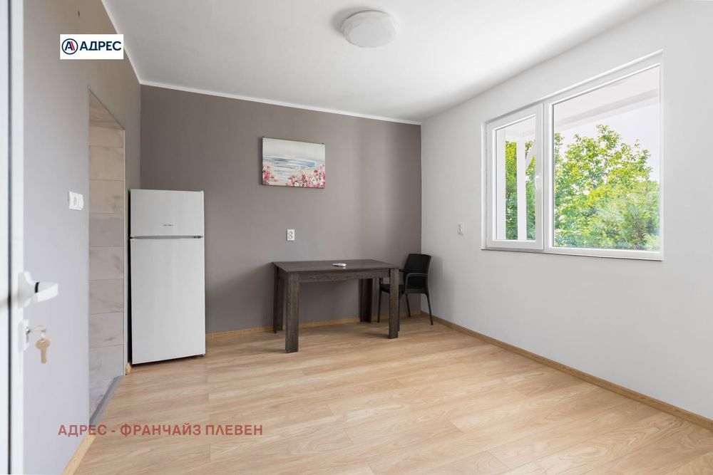 Продава се Къща в Долна Митрополия - 138 кв.м за 1515 €/кв.м - Снимка #2