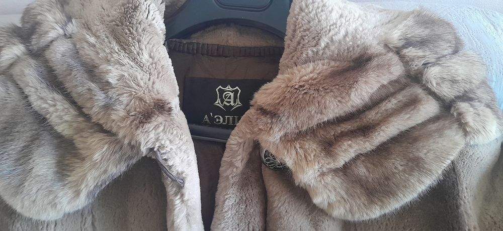 Продается удлиненная шуба (стриженный бобёр)