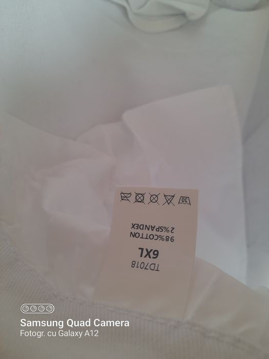 Pantaloni albi eleganti casual eleganti