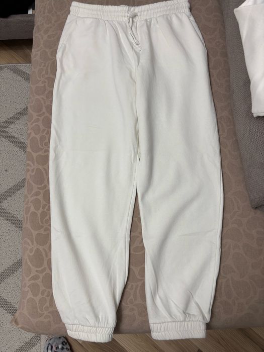 Спортен комплект на зара