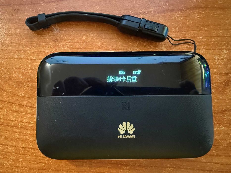 Бисквитка/Рутер LTE Хуавей E5885 WiFI router Huawei E5885LS-93a CAT6