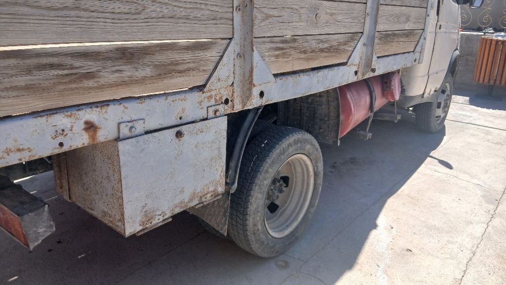 Газель  бортовой
