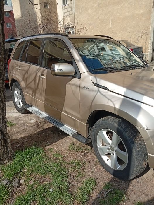 Vând Suzuki grand Vitara 19ddis euro 5 2012