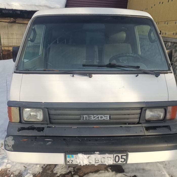Продается Мазда бонго на ходу