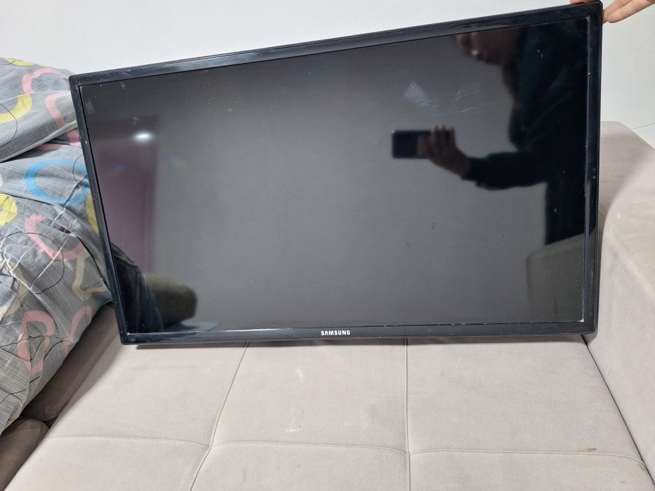 Телевизор самсунг оригинал, не Китай