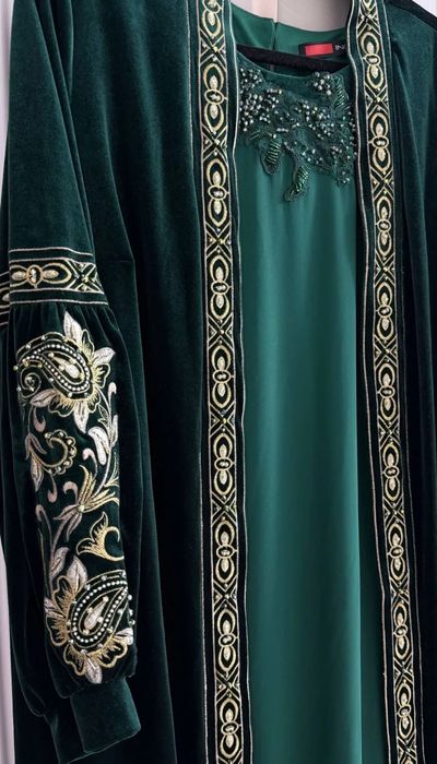Abaya zardosli vishefkalari bor