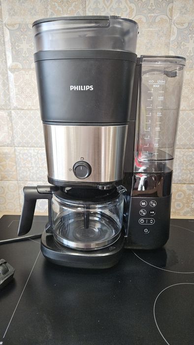 Cafetieră Philips All-in-1 Brew cu râșniță integrată – stare f. bună
