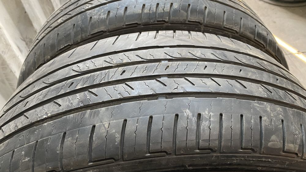 Комплект шин Bridgestone 215/60/17